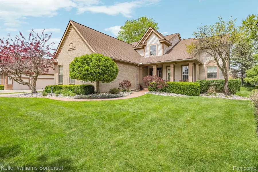 8354 Hummingbird, Commerce Township, MI 48382 - #2
