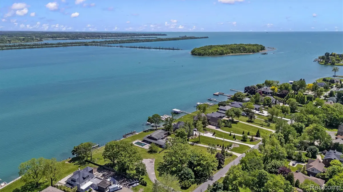 28095 Elba Drive, Grosse Ile, MI 48138 - #1