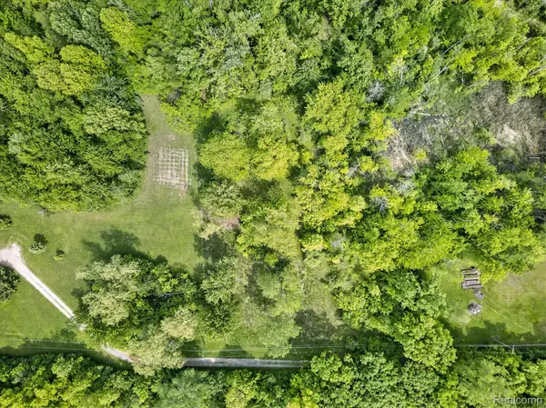 Lot 9 Mile Road, Novi, MI 48374