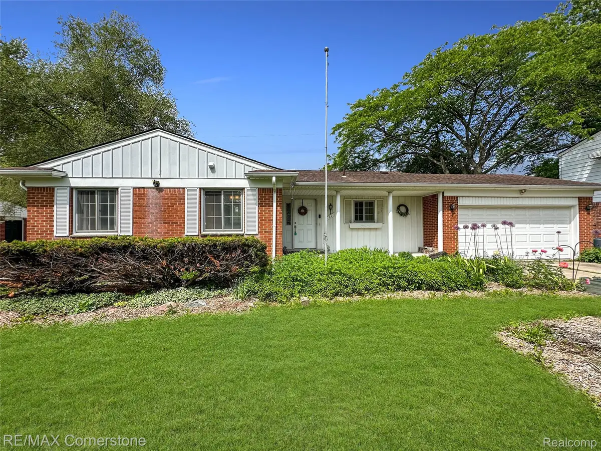 21 Edison Avenue, Ypsilanti, MI 48197 - #1