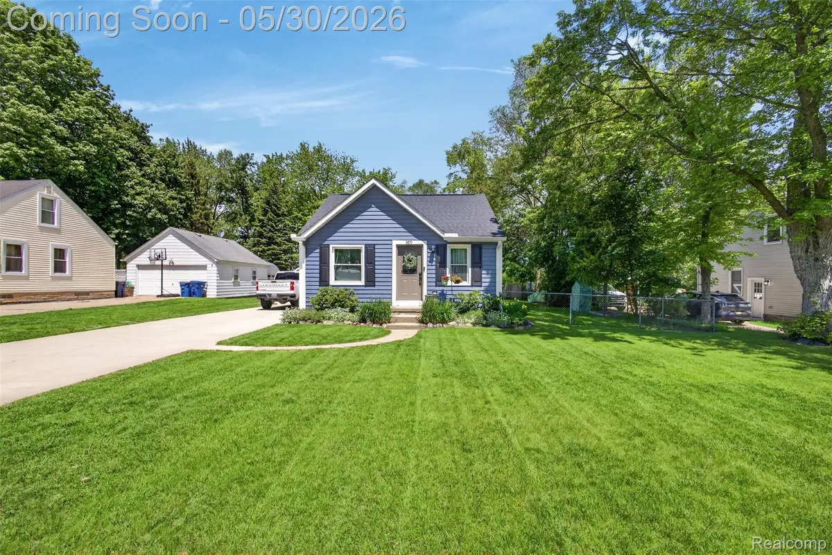 3570 Brookdale Lane, Waterford, MI 48328 - #1