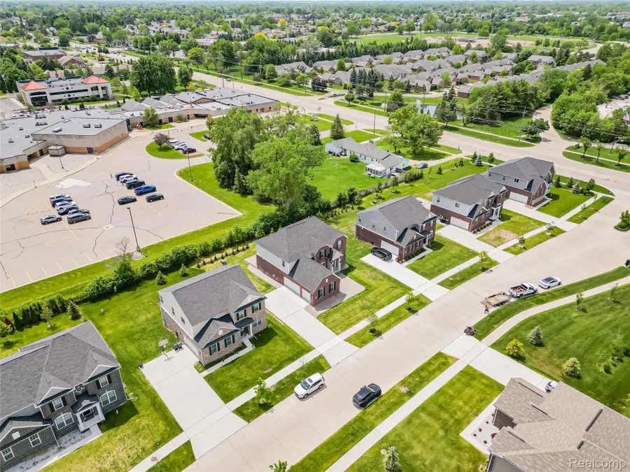4054 Jayden Court, Sterling Heights, MI 48314 - #3