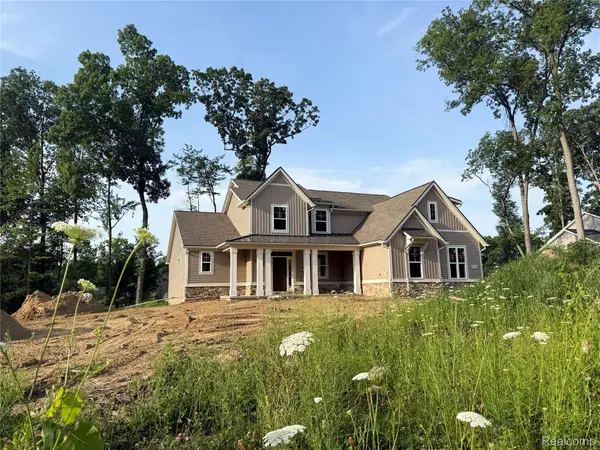 9710 Chalfonte Drive, Brighton, MI 48116