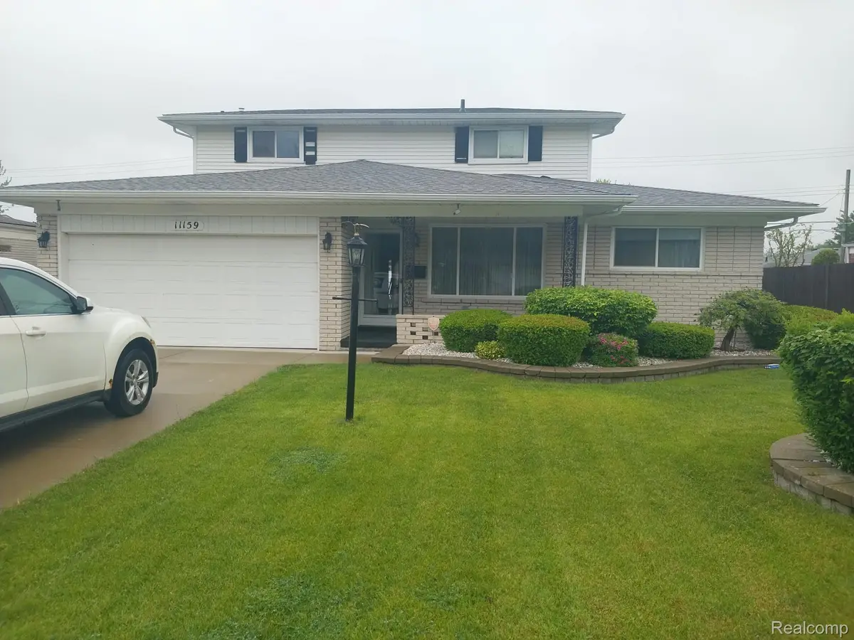 11159 Mandale Drive, Sterling Heights, MI 48312 - #1
