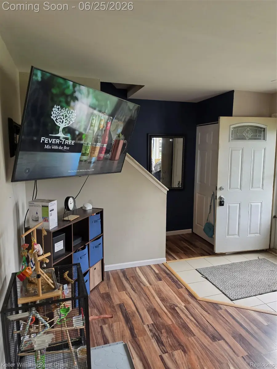 20301 15 Mile Rd, Clinton Township, MI 48035 - #3