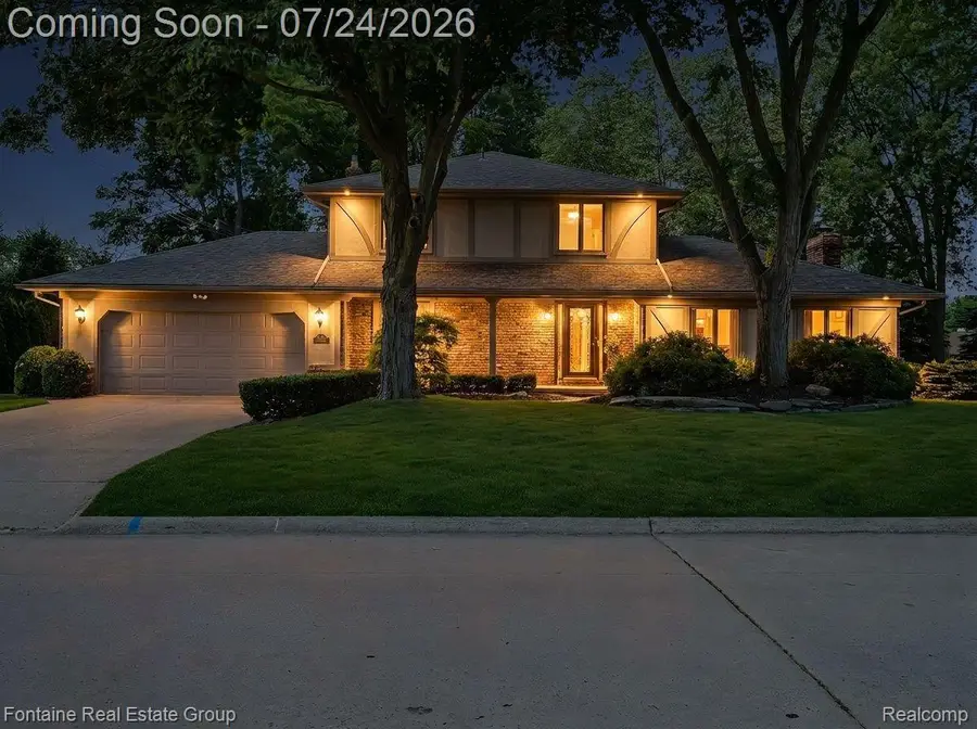 16131 Winchester Drive, Northville, MI 48168 - #2