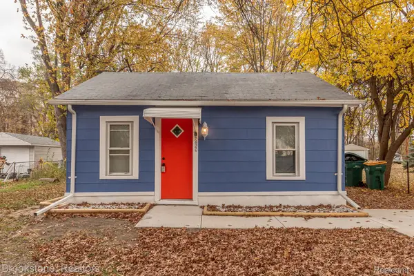 27620 Newcastle Street, Romulus, MI 48174
