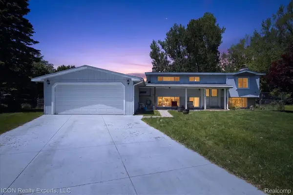 1869 Middle Trail Road, CommerceTwp, MI 48390