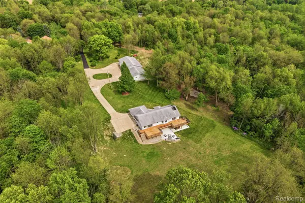 13158 Wood Road, Bath, MI 48808