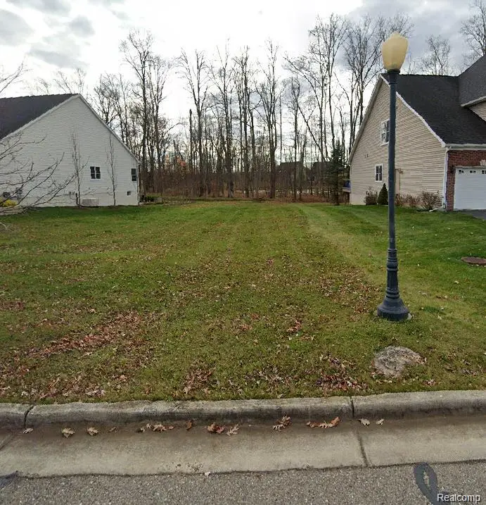 Unit 75 Edgewood Drive, Grand Blanc, MI 48439 - #1