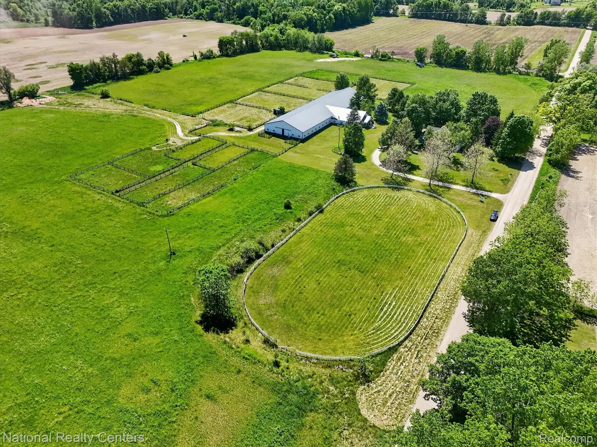 864 E Lovejoy Road, Byron, MI 48418 - #1