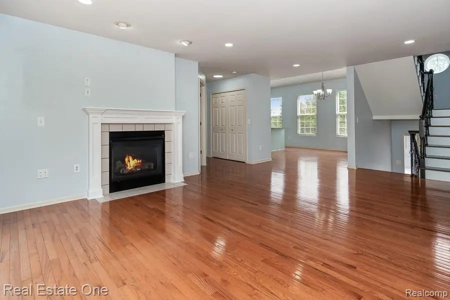 6963 Edgewater Drive, Troy, MI 48085 - #3