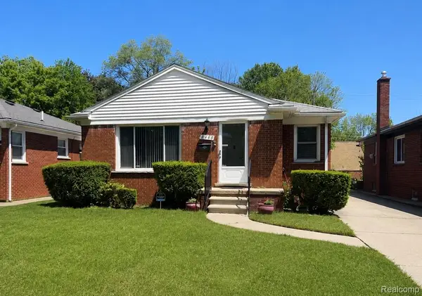 8460 Riverview Street, DearbornHeights, MI 48127