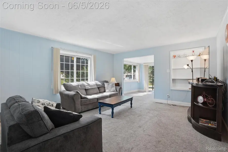 7085 Colony Drive, West Bloomfield, MI 48323 - #2