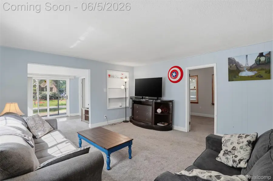 7085 Colony Drive, West Bloomfield, MI 48323 - #3