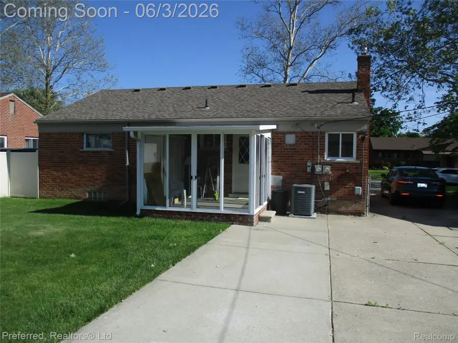 31221 Westfield Street, Livonia, MI 48150 - #3