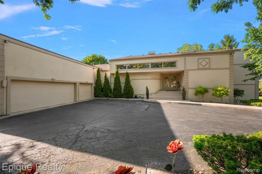 1848 Golf Ridge Drive S, Bloomfield, MI 48302 - #2