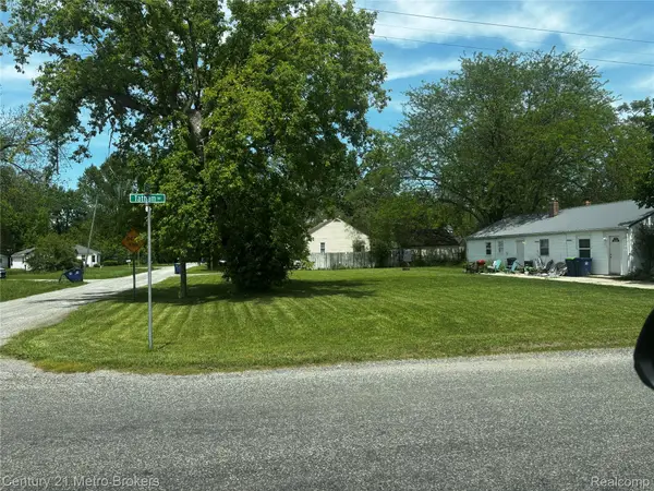 2665 Tatham Road, Saginaw, MI 48601