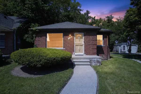 9821 Manistique Street, Detroit, MI 48224