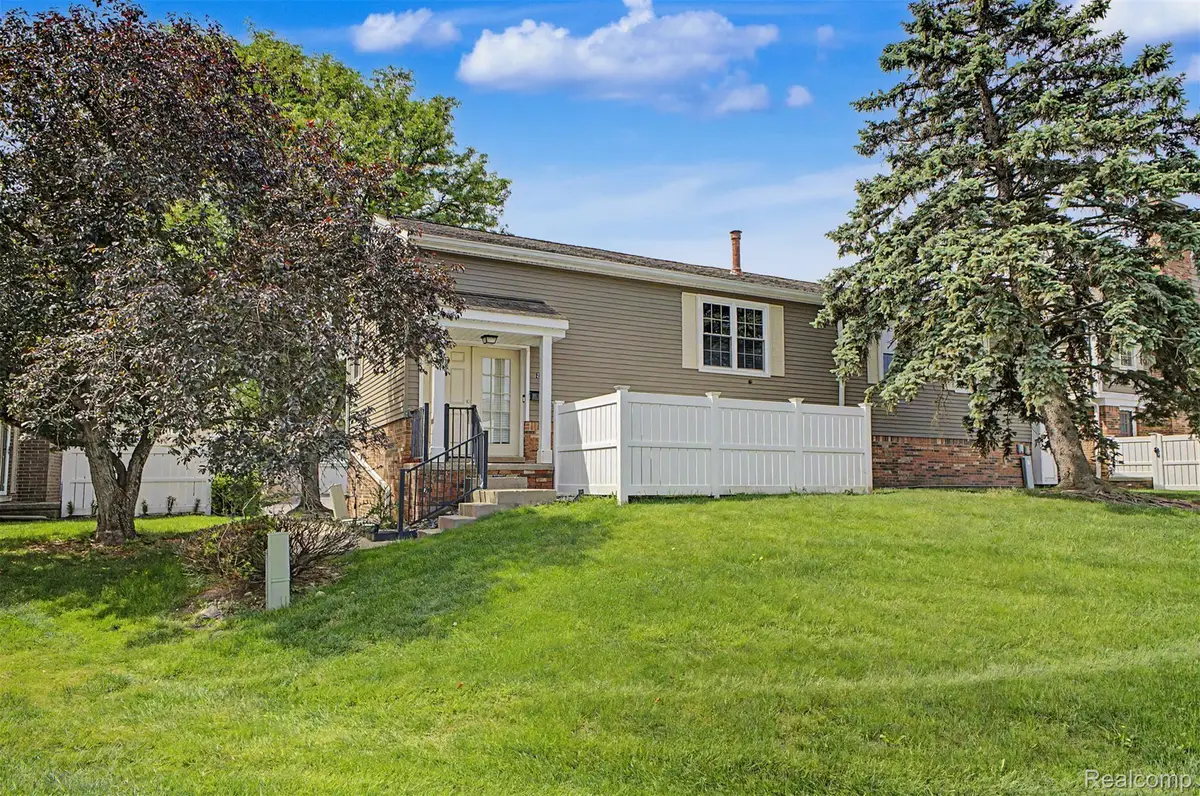 20872 E Glen Haven Circle #30, Northville, MI 48167 - #1