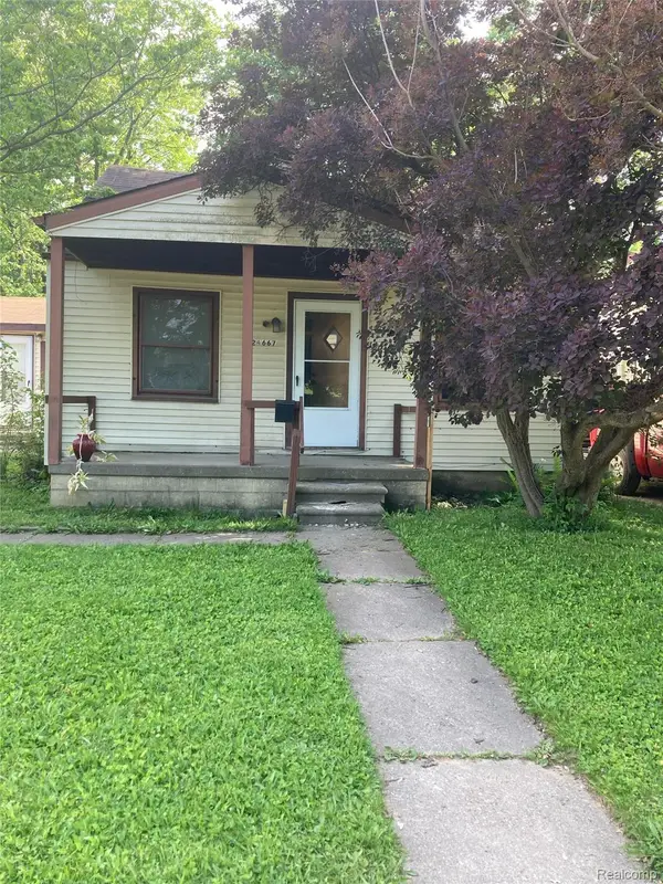24667 Puritan, Redford, MI 48239