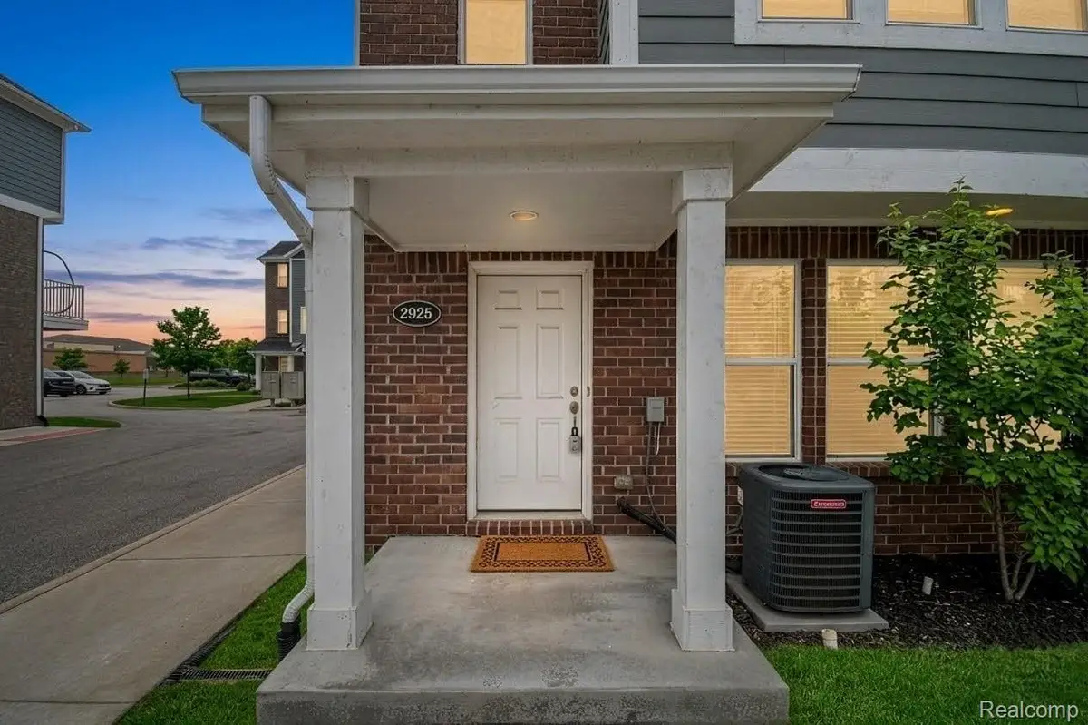 2925 Square Lake Court, Troy, MI 48085 - #1