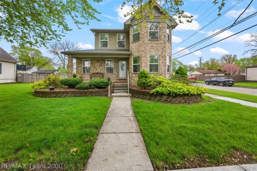 4253 Polk Street, Dearborn Heights, MI 48125 - #3