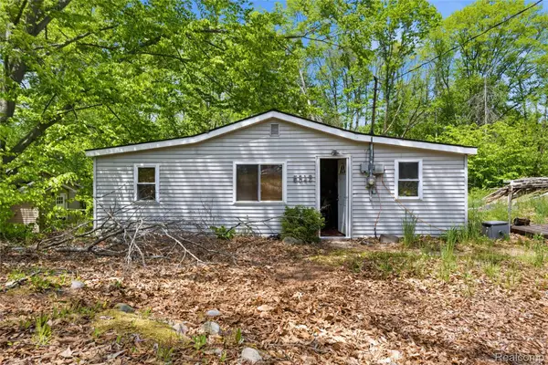 5842 Woodland Drive, Lake, MI 48632