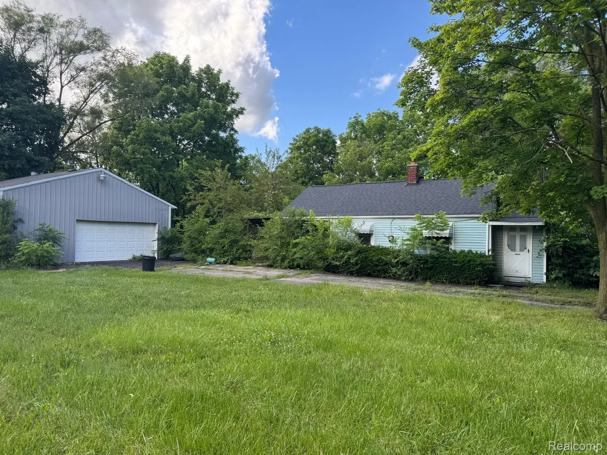2609 Bertha Avenue, Flint, MI 48504 - #1