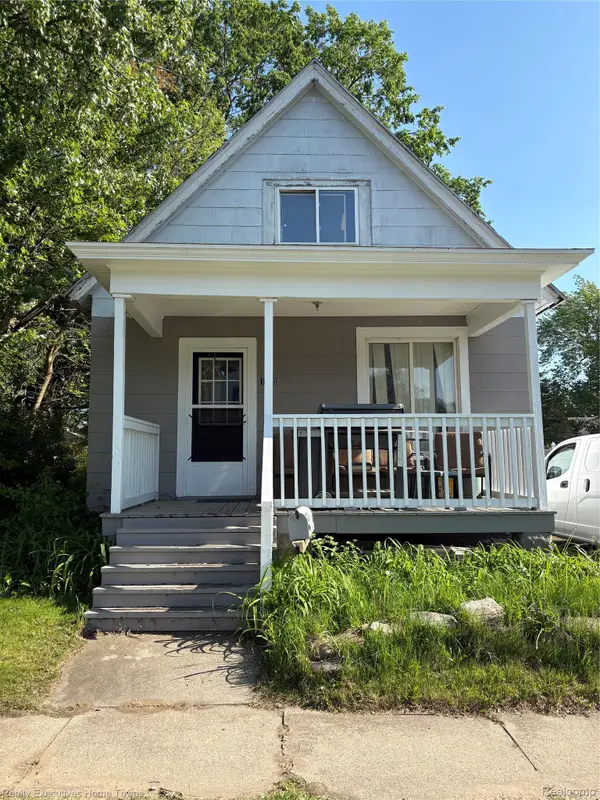 1120 Bancroft Street, PortHuron, MI 48060