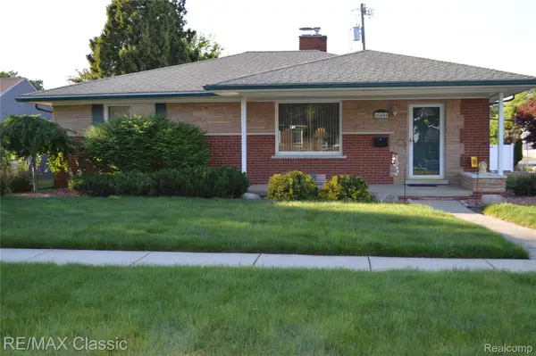 26006 S Elsinore Road, Redford, MI 48239