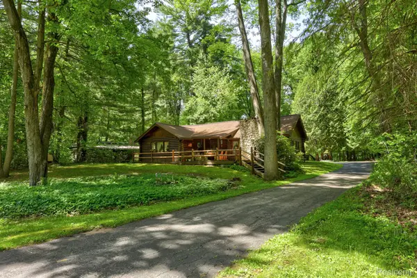 3814 S Towerline Road, Bridgeport, MI 48722