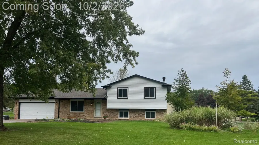 2668 Grass Valley Drive, White Lake, MI 48383 - #3