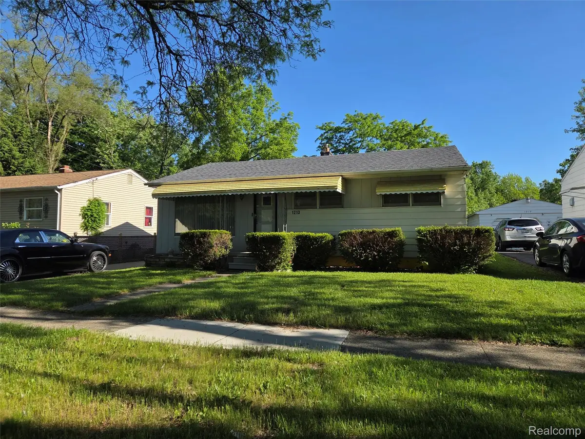 1213 Mohawk Avenue, Flint, MI 48507 - #1