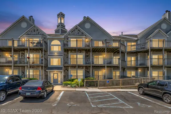 37522 Jefferson Avenue #102, HarrisonTownship, MI 48045