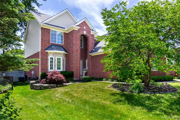 36039 Curtis Road, Livonia, MI 48152