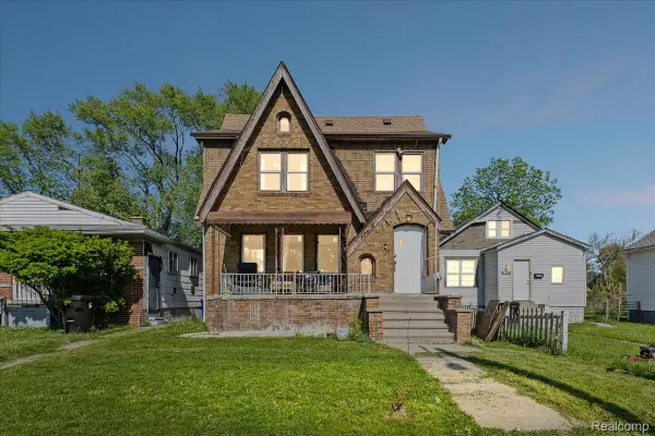 17516 Joseph Campau Street, Hamtramck, MI 48212