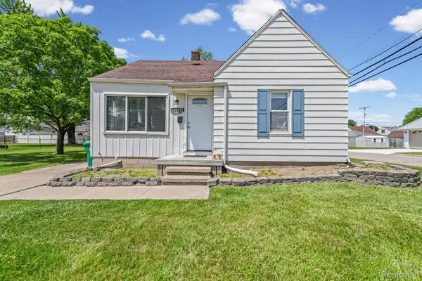 5759 Deering Street, GardenCity, MI 48135