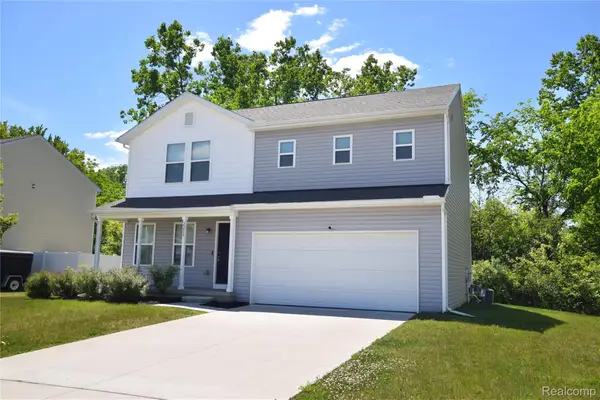 2288 Hunter Lane, Burton, MI 48519