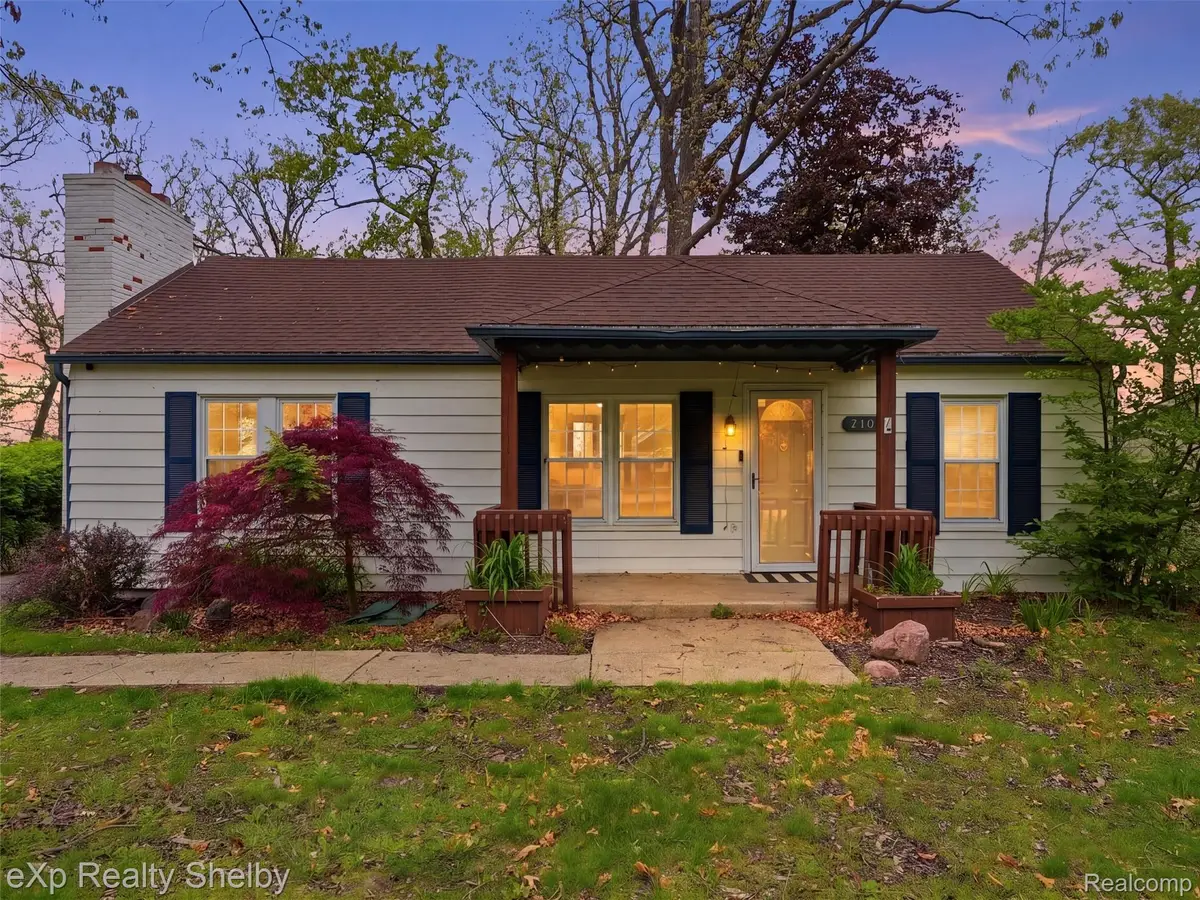 2101 Knollwood Street, Auburn Hills, MI 48326 - #1