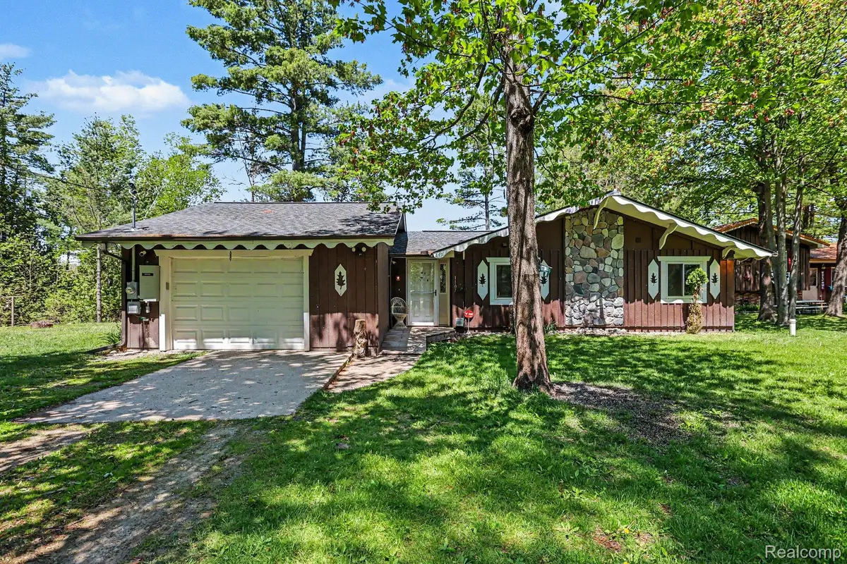 1107 Northern Trail, Alger, MI 48610 - #1