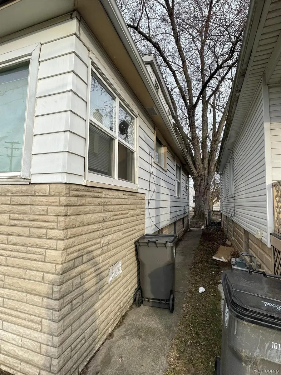 4525 6th Street, Ecorse, MI 48229 - #2