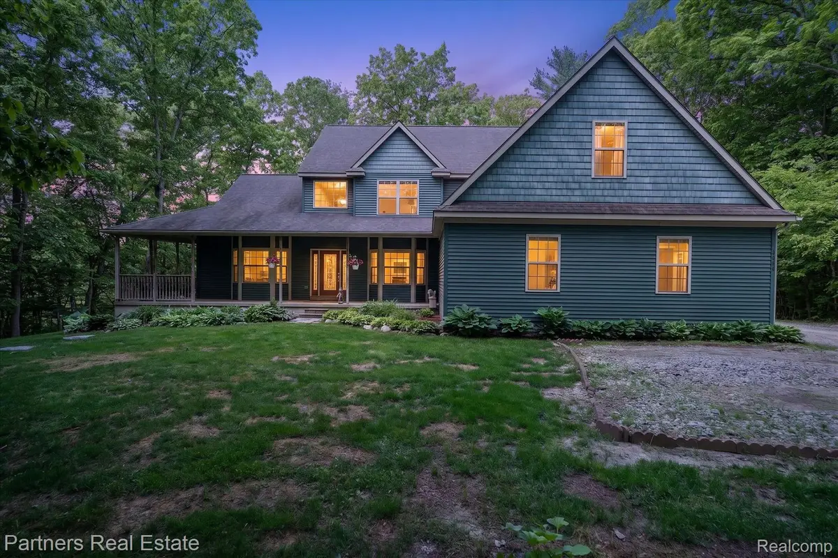 4053 Rolling Acres Drive, Hartland, MI 48353 - #1