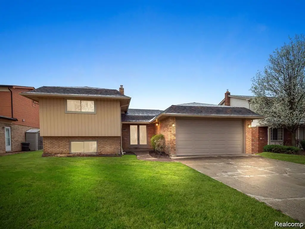 4288 Lin Drive, Sterling Heights, MI 48310 - #1
