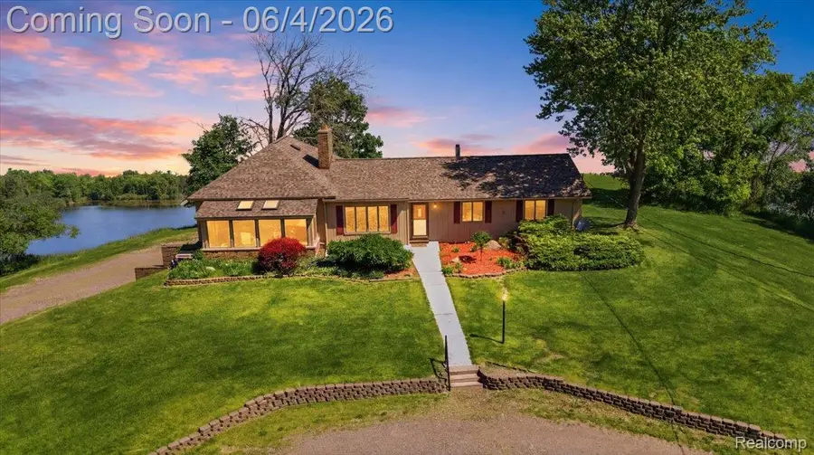 725 Deerpath Court, Ortonville, MI 48462 - #2