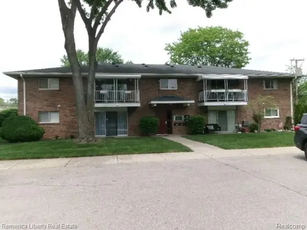 15110 Fairfield Street #B, Livonia, MI 48154