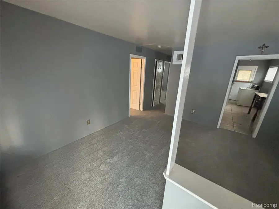 8577 Mark Twain Street, Detroit, MI 48228 - #3