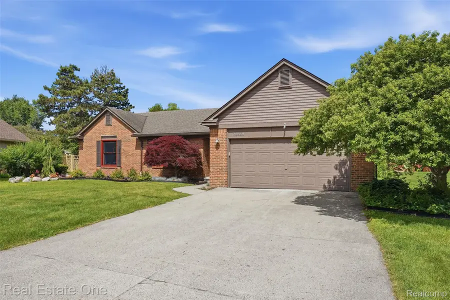 24889 Sutherland Drive, Novi, MI 48374 - #2