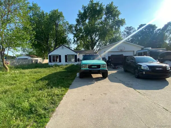 5632 Hughes Road, Lansing, MI 48911