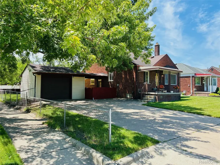 2203 White Avenue, Lincoln Park, MI 48146 - #2